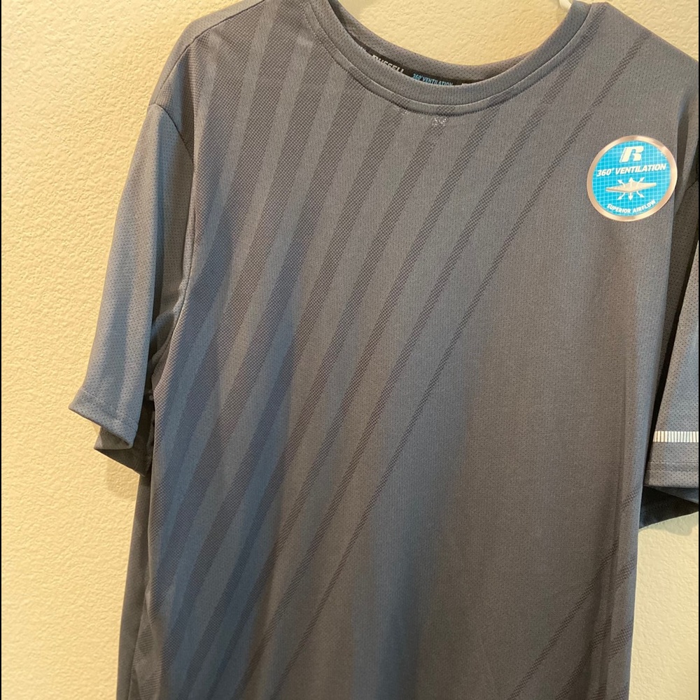 Grey 360° ventilation Tee